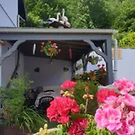 Hébergement de vacances Au Nid De La Foret *